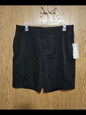 32 Degrees Black Flat-Front Men’s Shorts